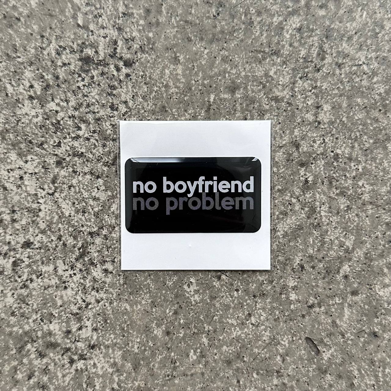 Объемный 3D стикер - No boyfriend (15)