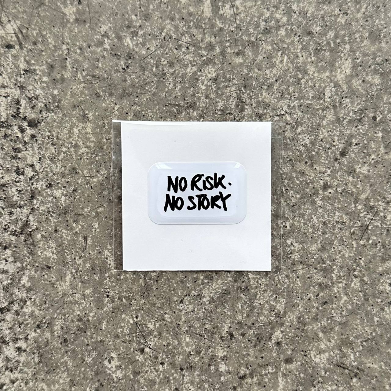 Об'ємний 3D стікер - No Risk (47)