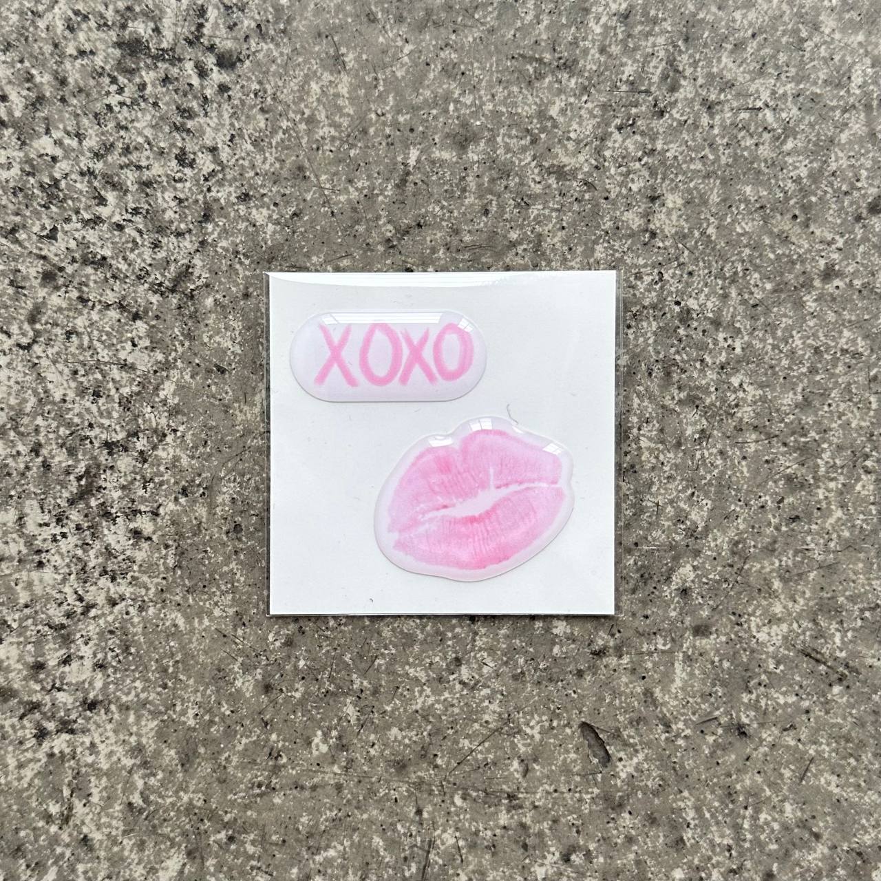 Объемный 3D стикер - XoXo (21)