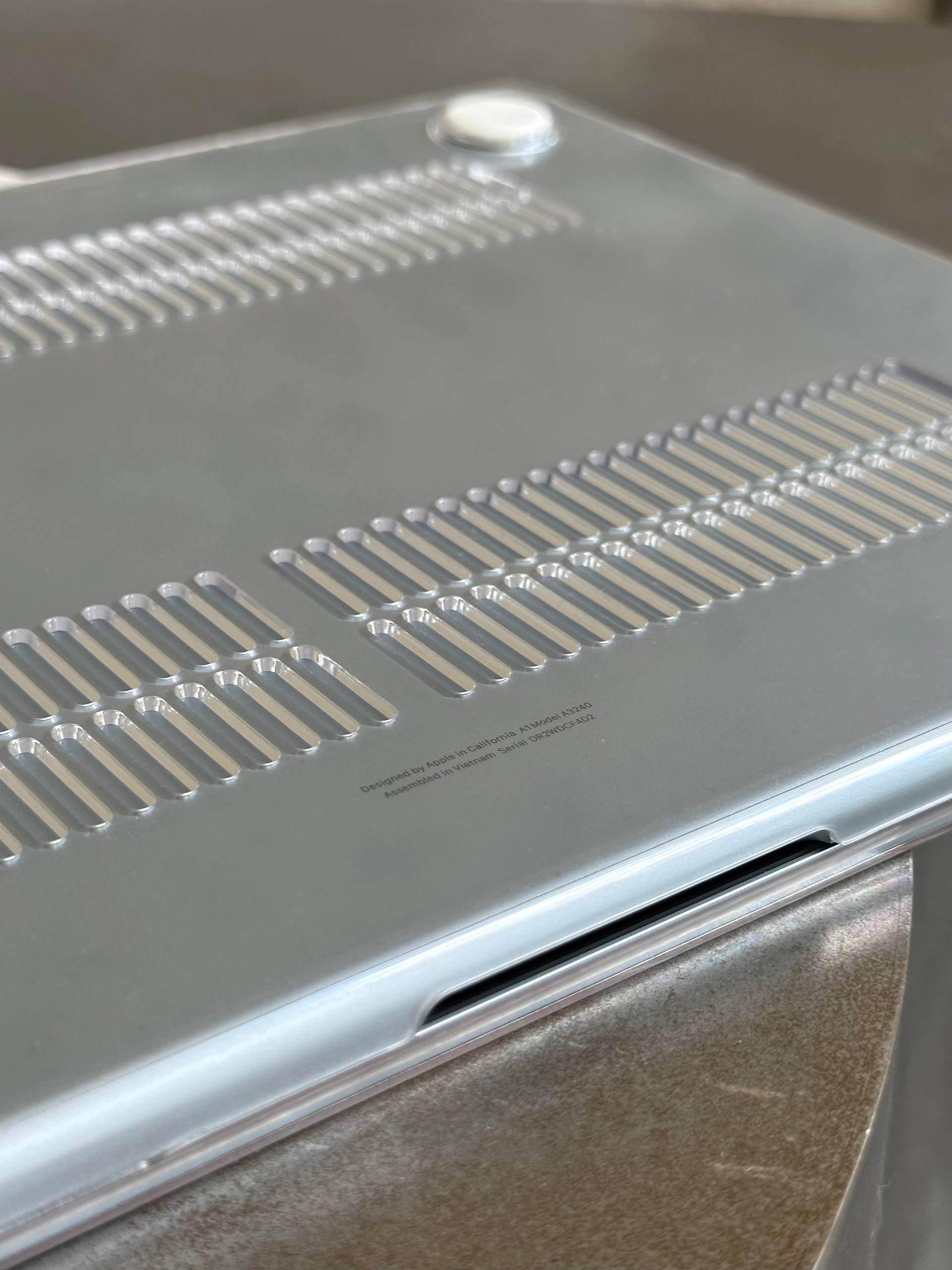 Чохол-накладка HardShell прозора на MacBook Pro 13.3