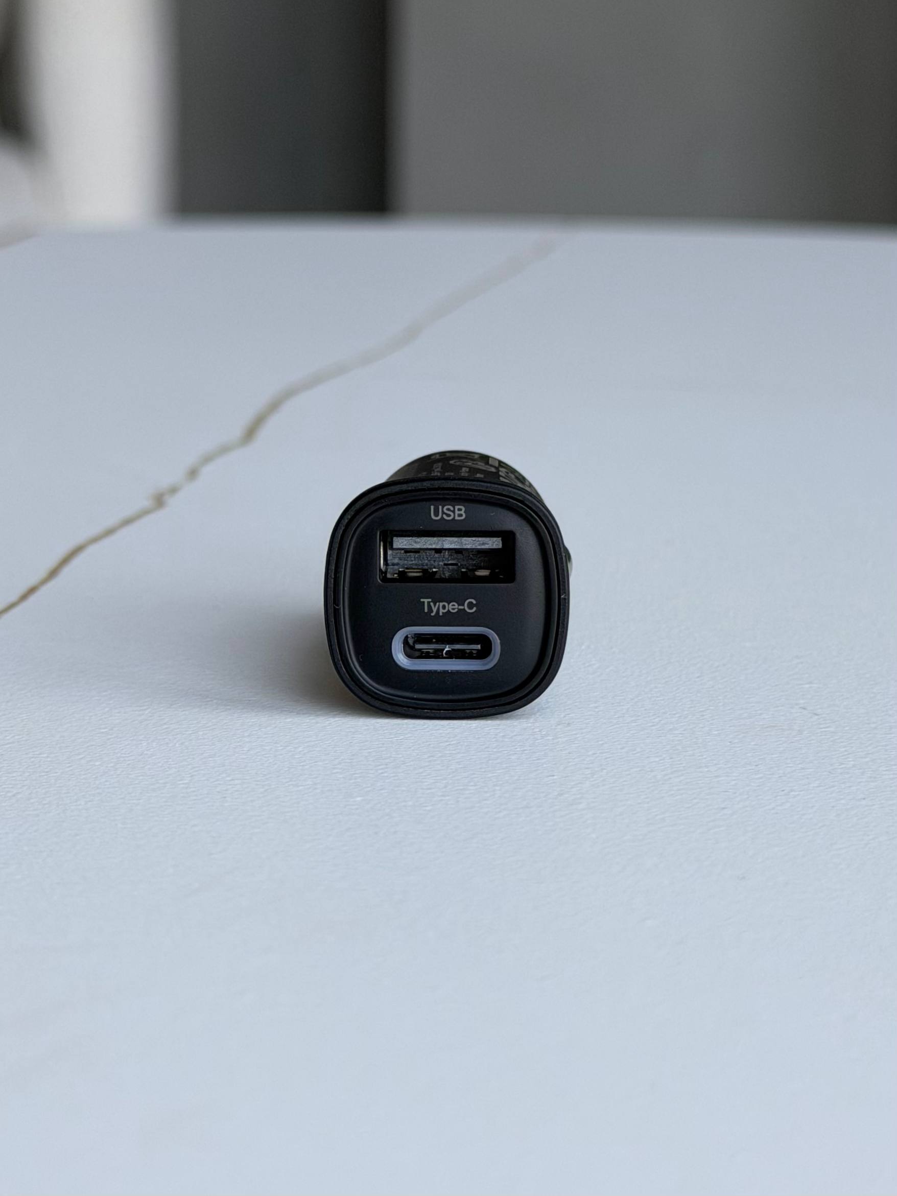 Автомобільний зарядний пристрій Proove Flash 30W (USB-A + USB-C)