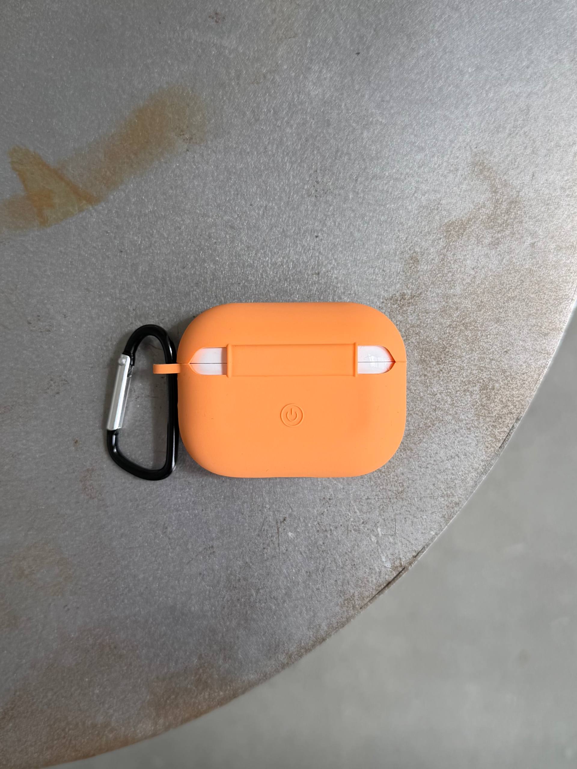 Чехол на AirPods Pro с микрофиброй и карабином Papaya (26)