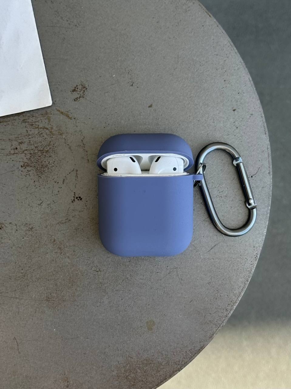 Чехол на AirPods 1 / 2 с микрофиброй и карабином Lavander Grey (12)