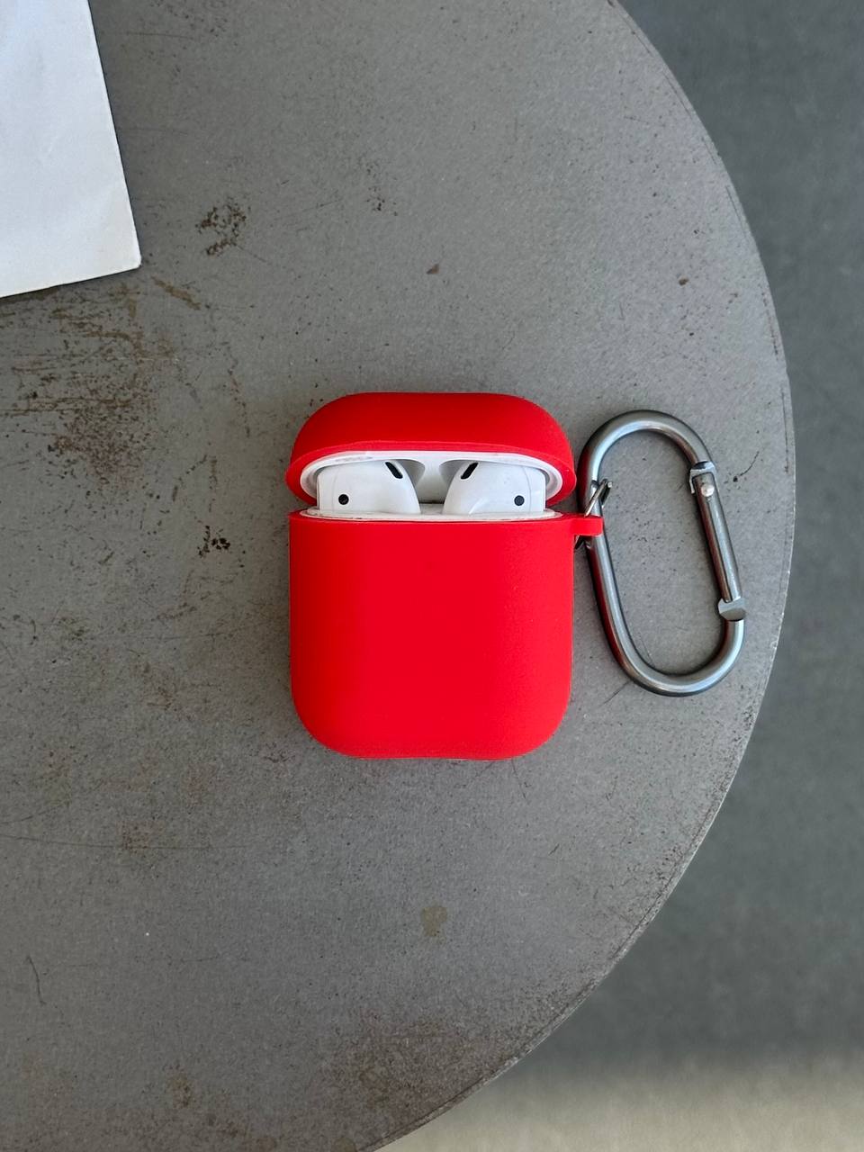 Чохол на AirPods 1 / 2 із мікрофіброю та карабіном Red (10)