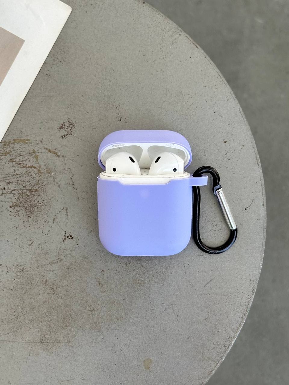Чехол на AirPods 1 / 2 силиконовый с карабином Elegant Purple (13)