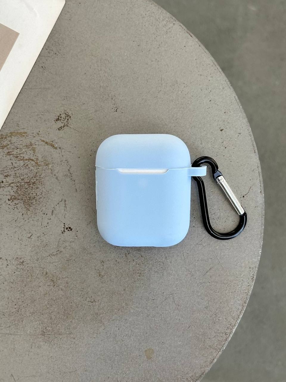 Чохол на AirPods 1/2 силіконовий із карабіном Lilac (03)