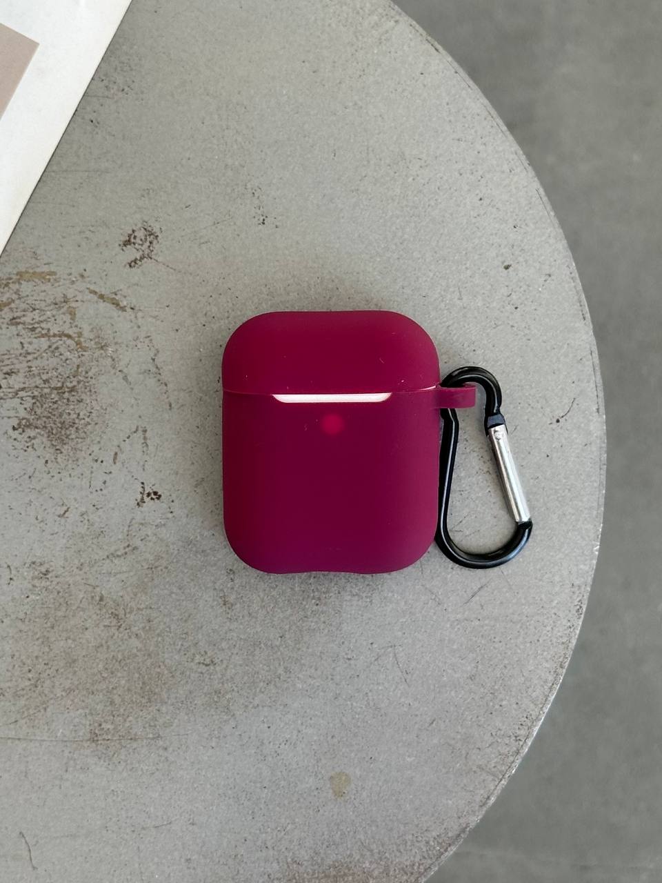 Чохол на AirPods 1/2 силіконовий із карабіном Marsala (19)