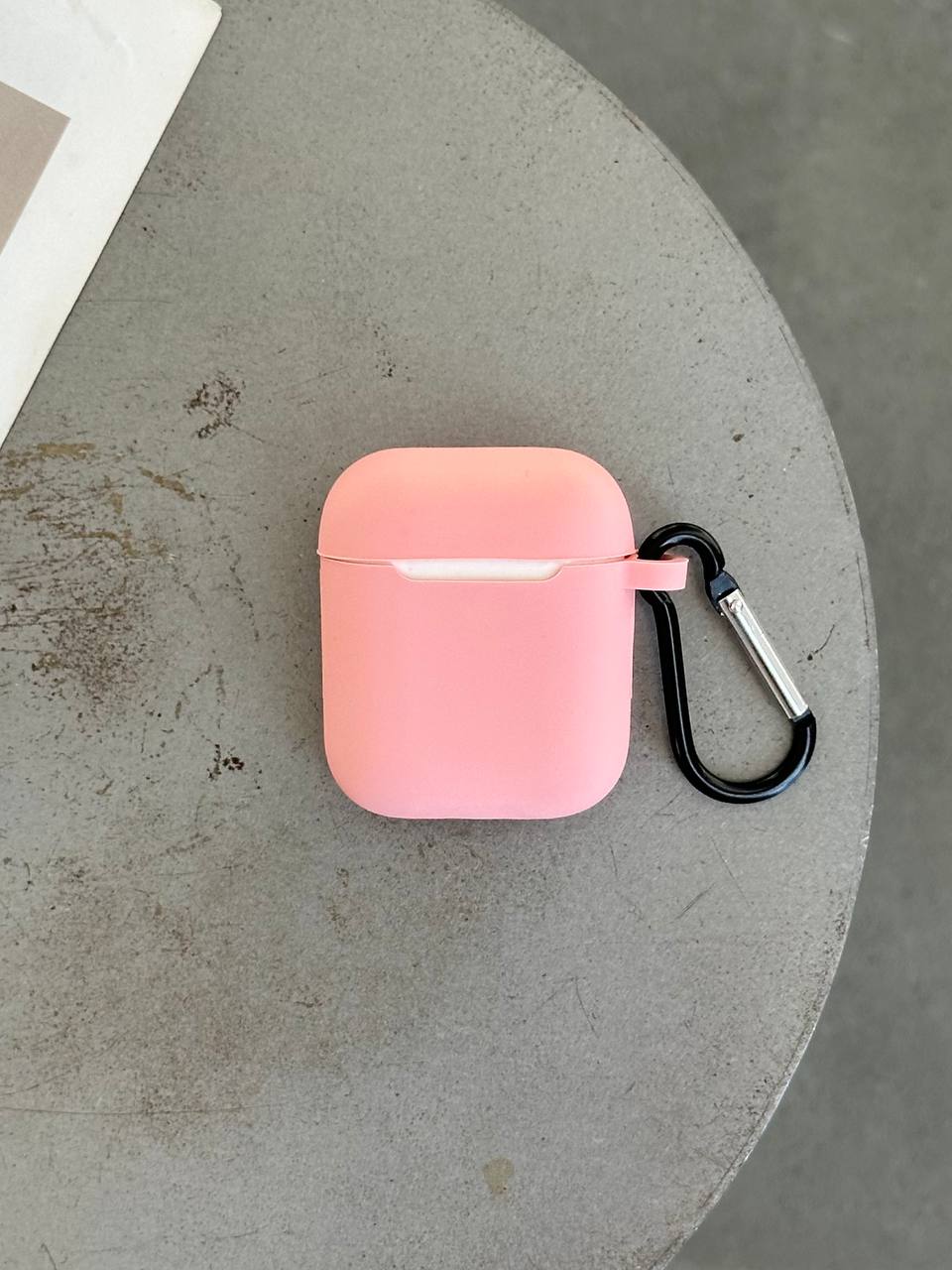 Чохол на AirPods 1/2 силіконовий із карабіном Pink (08)