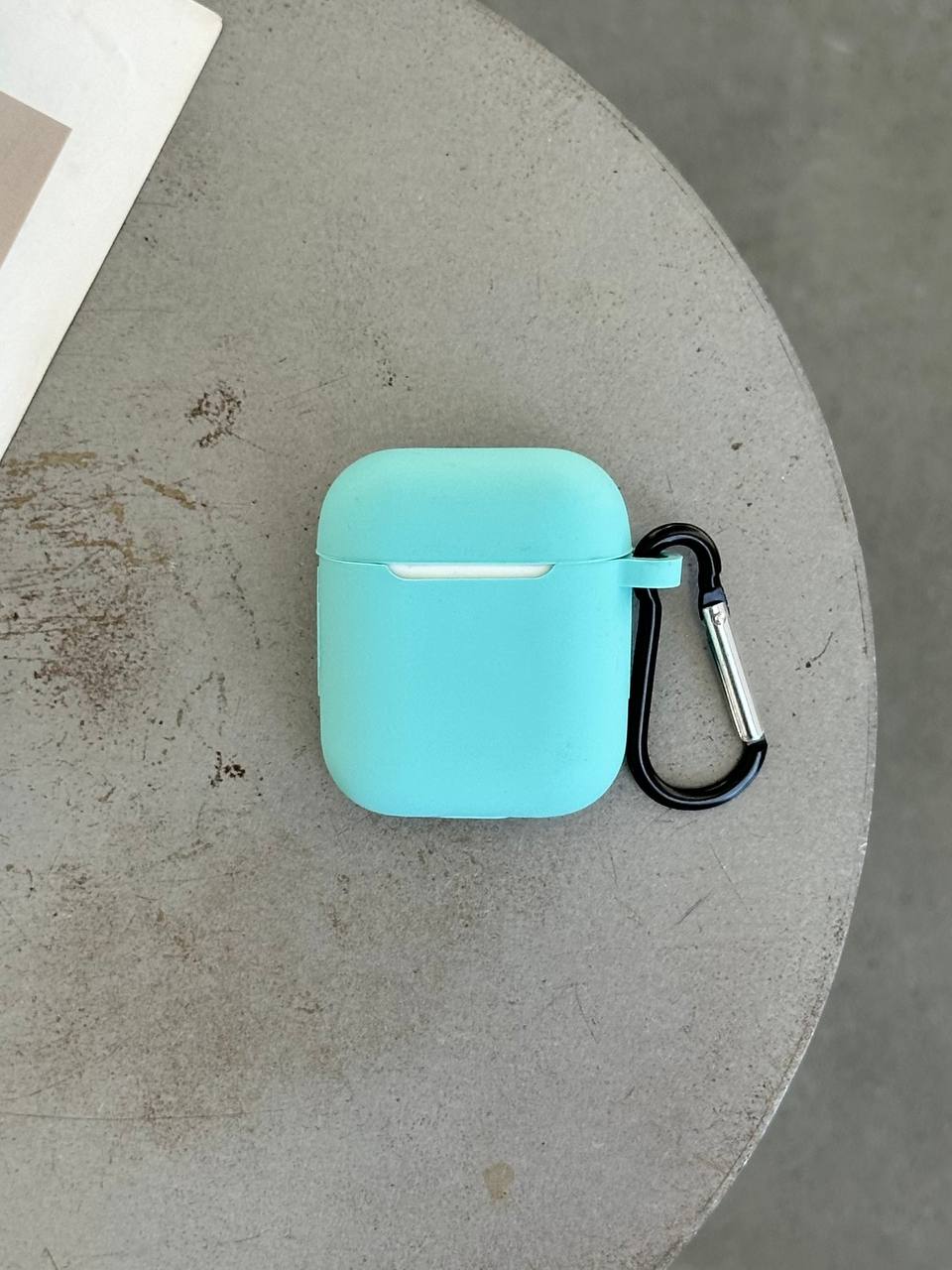 Чохол на AirPods 1/2 силіконовий із карабіном Sea Blue (06)