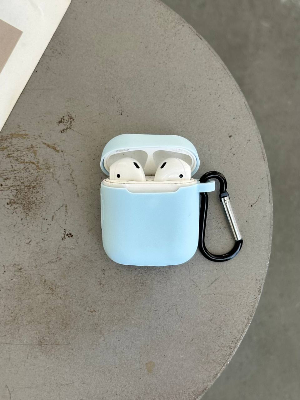 Чохол на AirPods 1 / 2 силіконовий із карабіном Sky Blue (15)