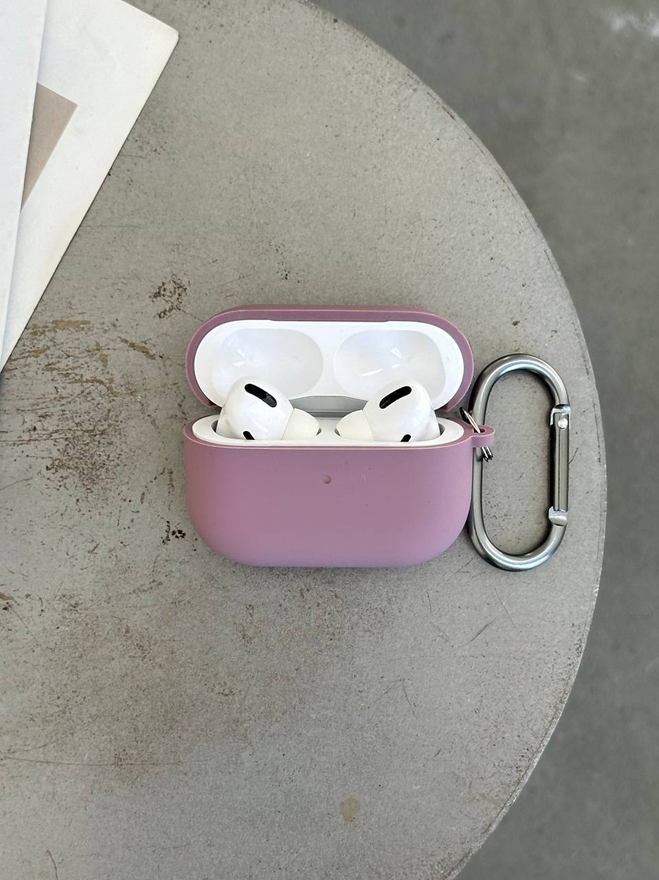 Чехол на AirPods 3 с микрофиброй и карабином Blueberry (13)