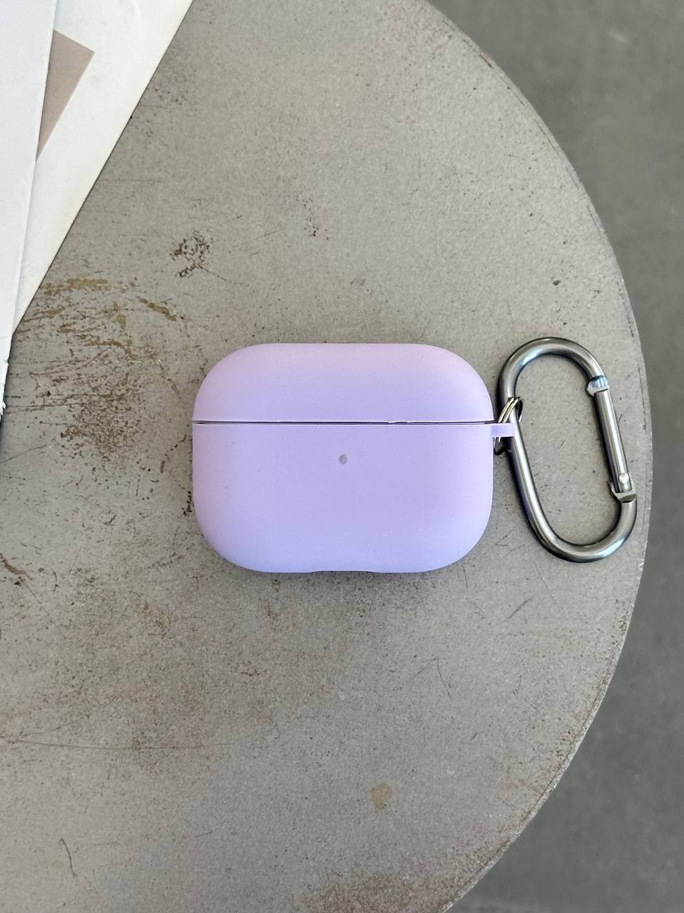 Чехол на AirPods Pro 2 с микрофиброй и карабином Lilac Purple (14)