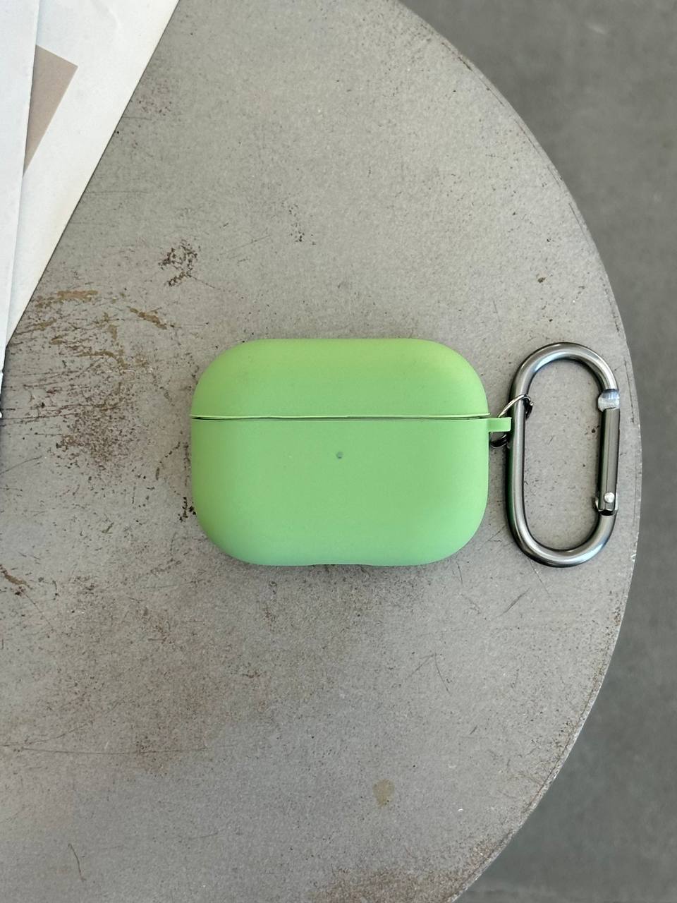 Чохол на AirPods Pro 2 із мікрофіброю та карабіном Mint Gum (04)