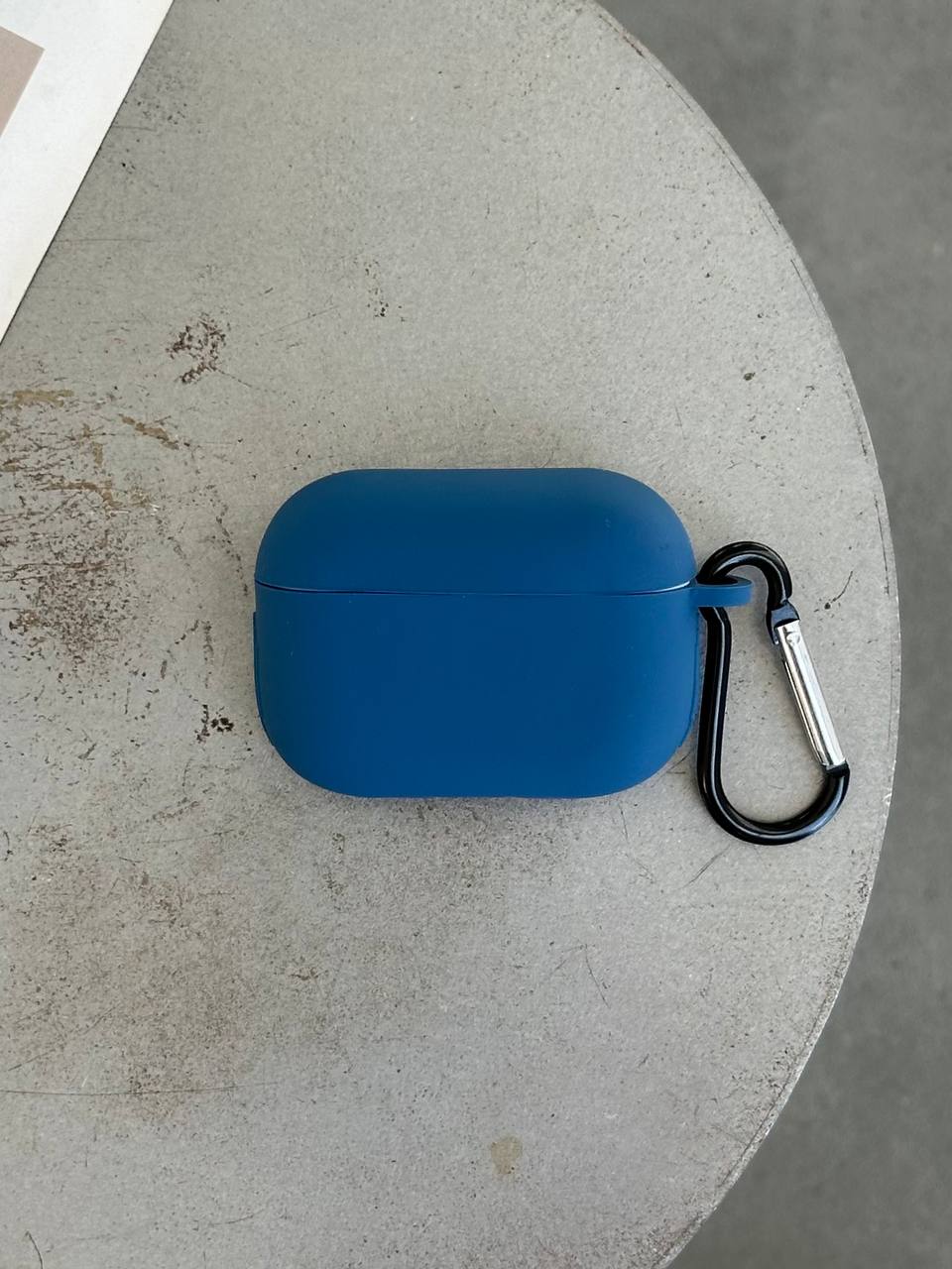 Чохол на AirPods Pro 2 силіконовий із карабіном Blue Cobalt (16)