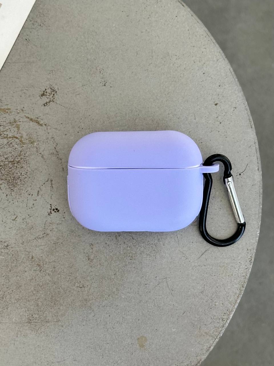 Чохол на AirPods Pro 2 силіконовий із карабіном Elegant Purple (13)