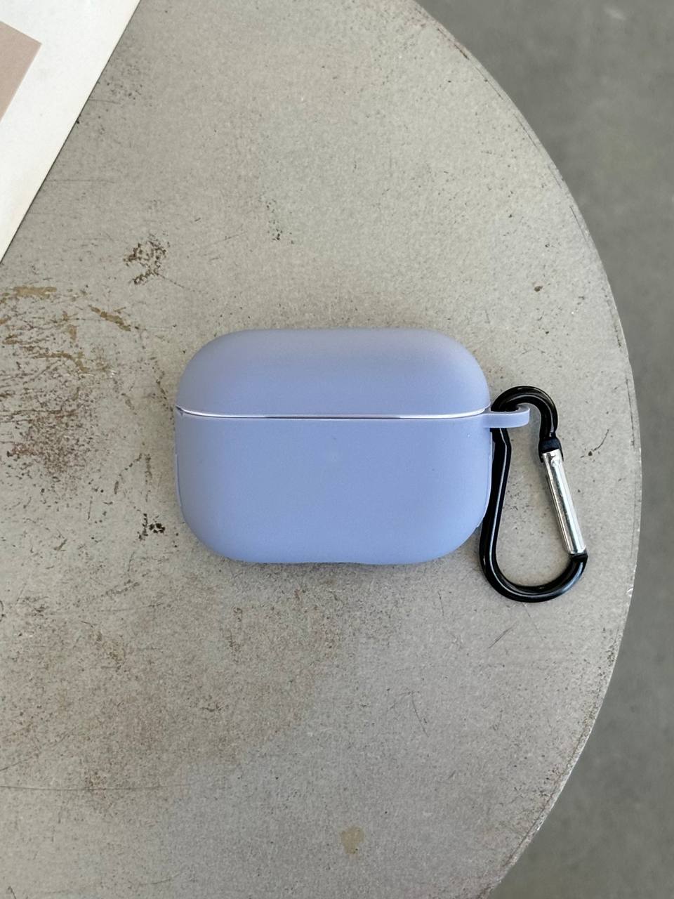 Чохол на AirPods Pro 2 силіконовий із карабіном Lavander Grey (11)