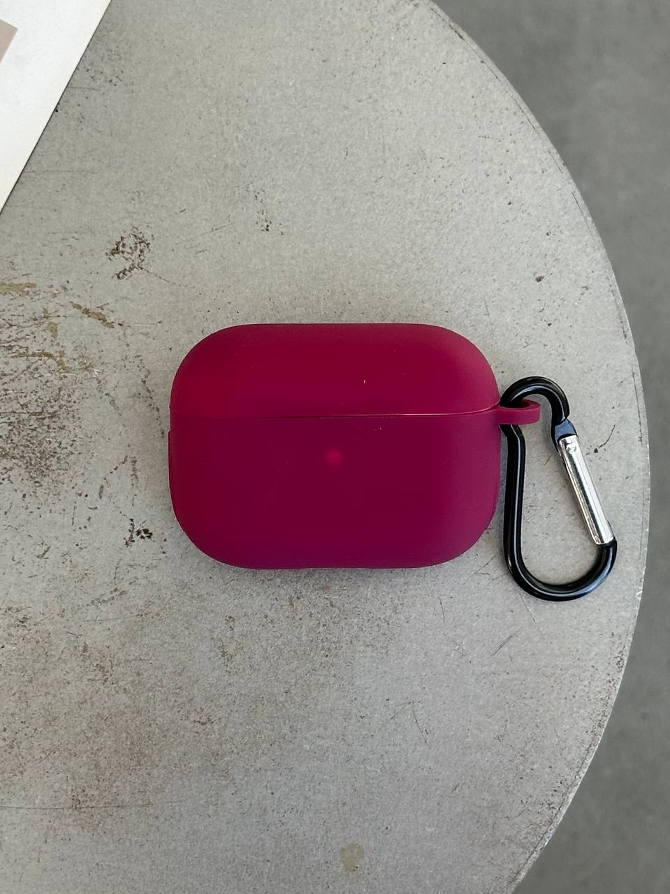 Чохол на AirPods Pro 2 силіконовий із карабіном Marsala (19)