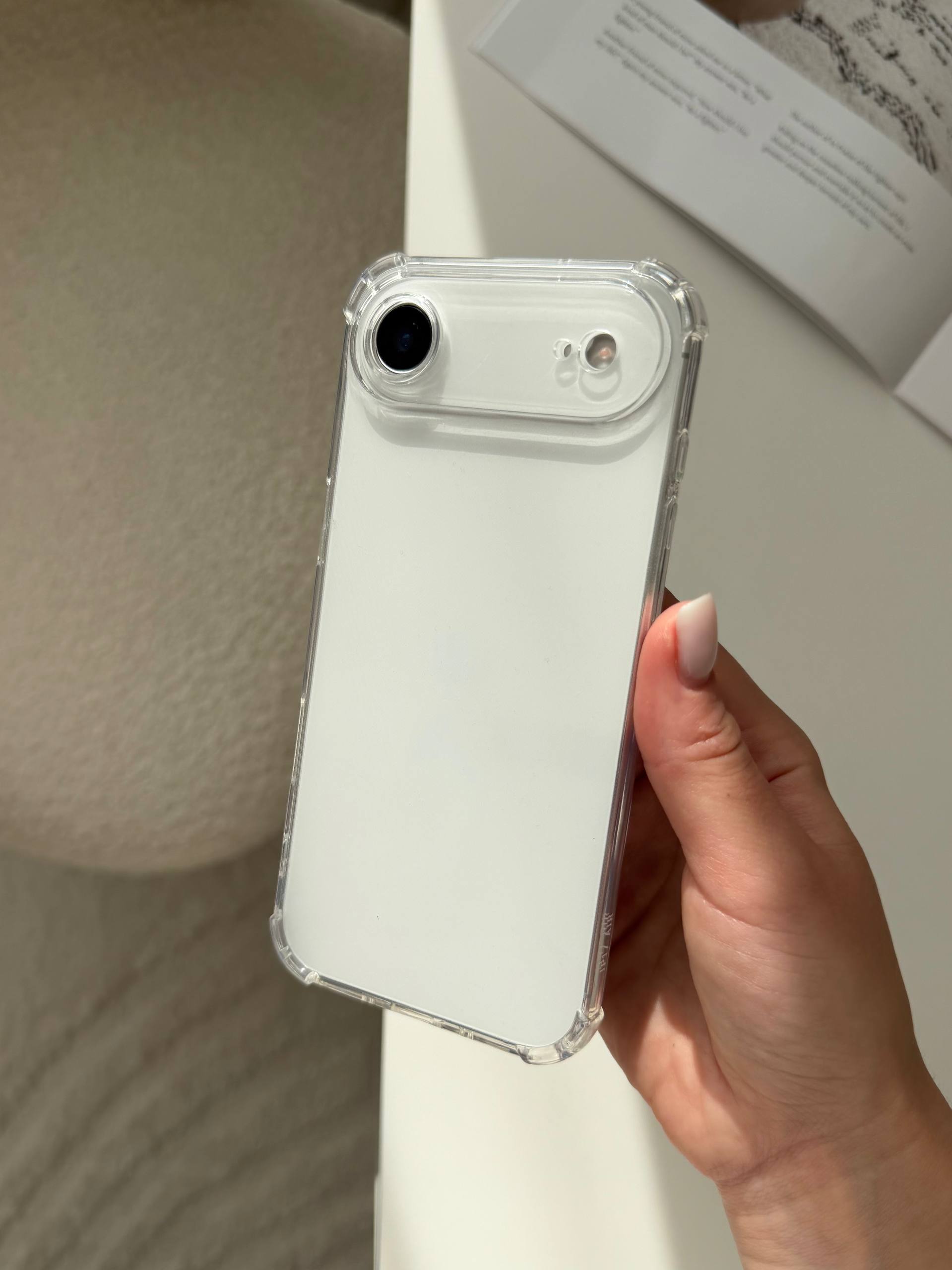 Чехол прозрачный силиконовый с усиленными углами закрытая камера на iPhone 17 Air