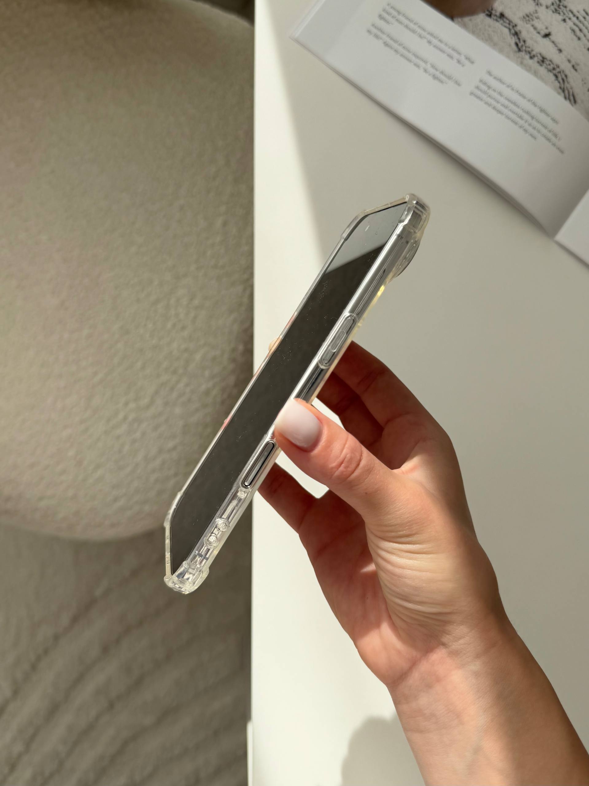Чехол прозрачный силиконовый с усиленными углами закрытая камера на iPhone 17 Air