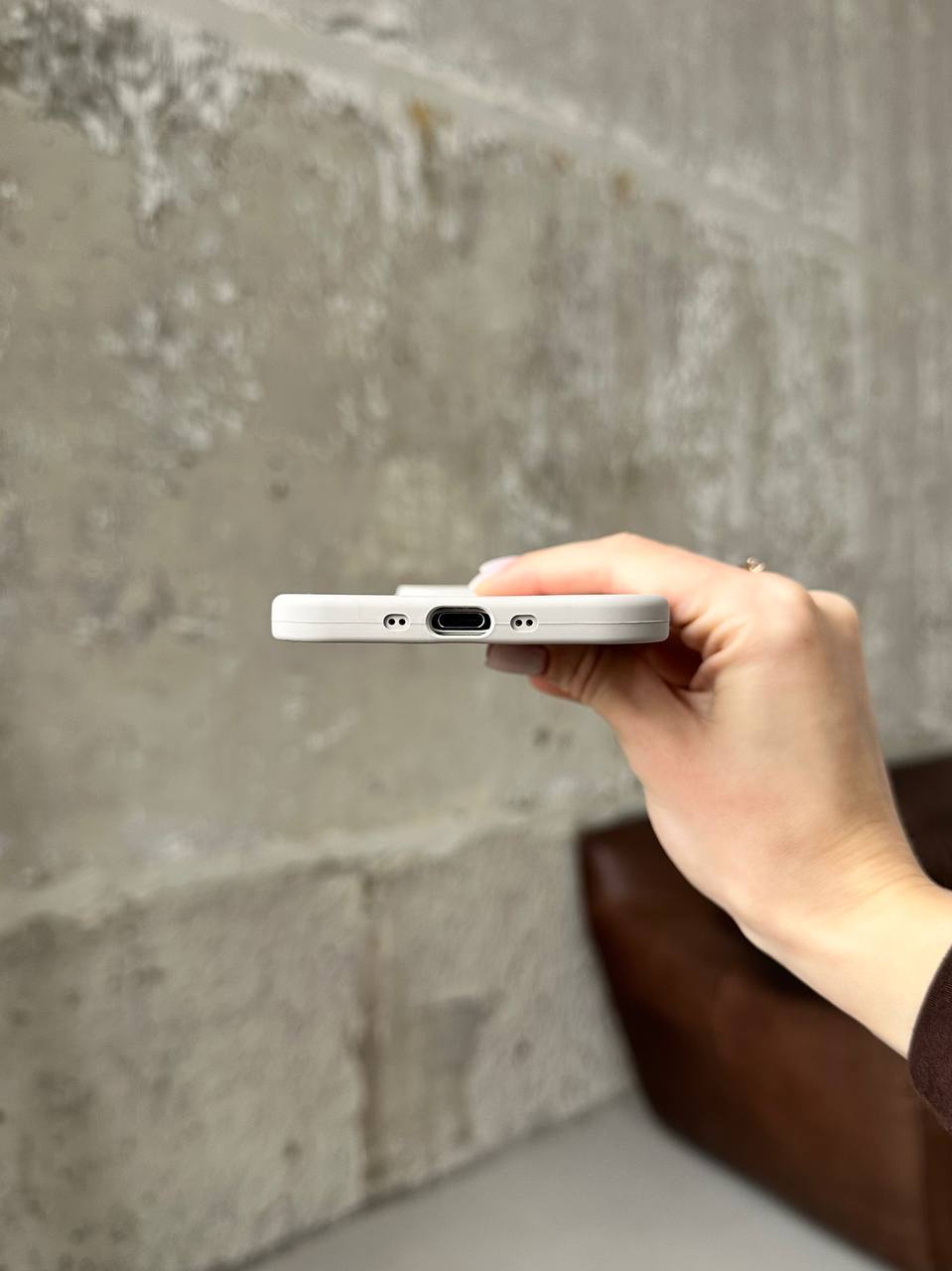 Чехол Silicone case с открытой камерой на iPhone 17 Air Stone (15)