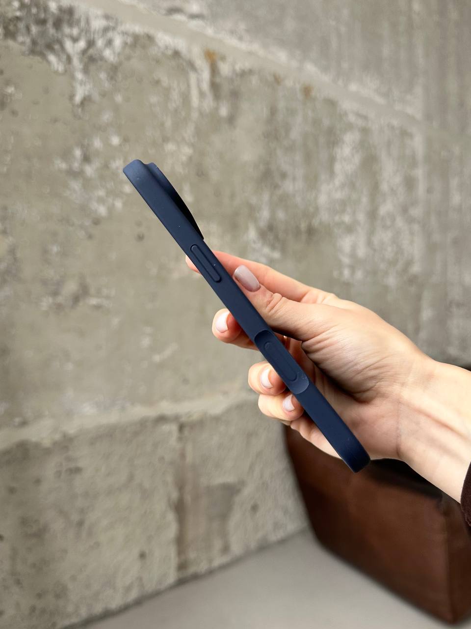 Чехол Silicone case с открытой камерой на iPhone 17 Air Midnight Blue (09)