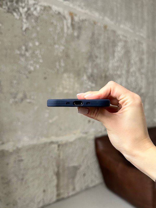 Чехол Silicone case с открытой камерой на iPhone 17 Air Midnight Blue (09)