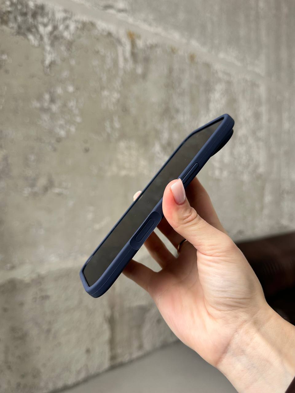 Чехол Silicone case с открытой камерой на iPhone 17 Air Midnight Blue (09)