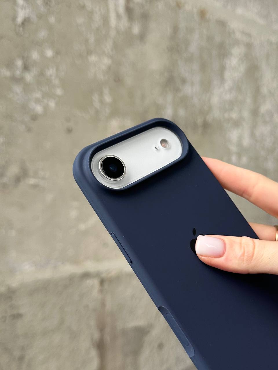 Чехол Silicone case с открытой камерой на iPhone 17 Air Midnight Blue (09)