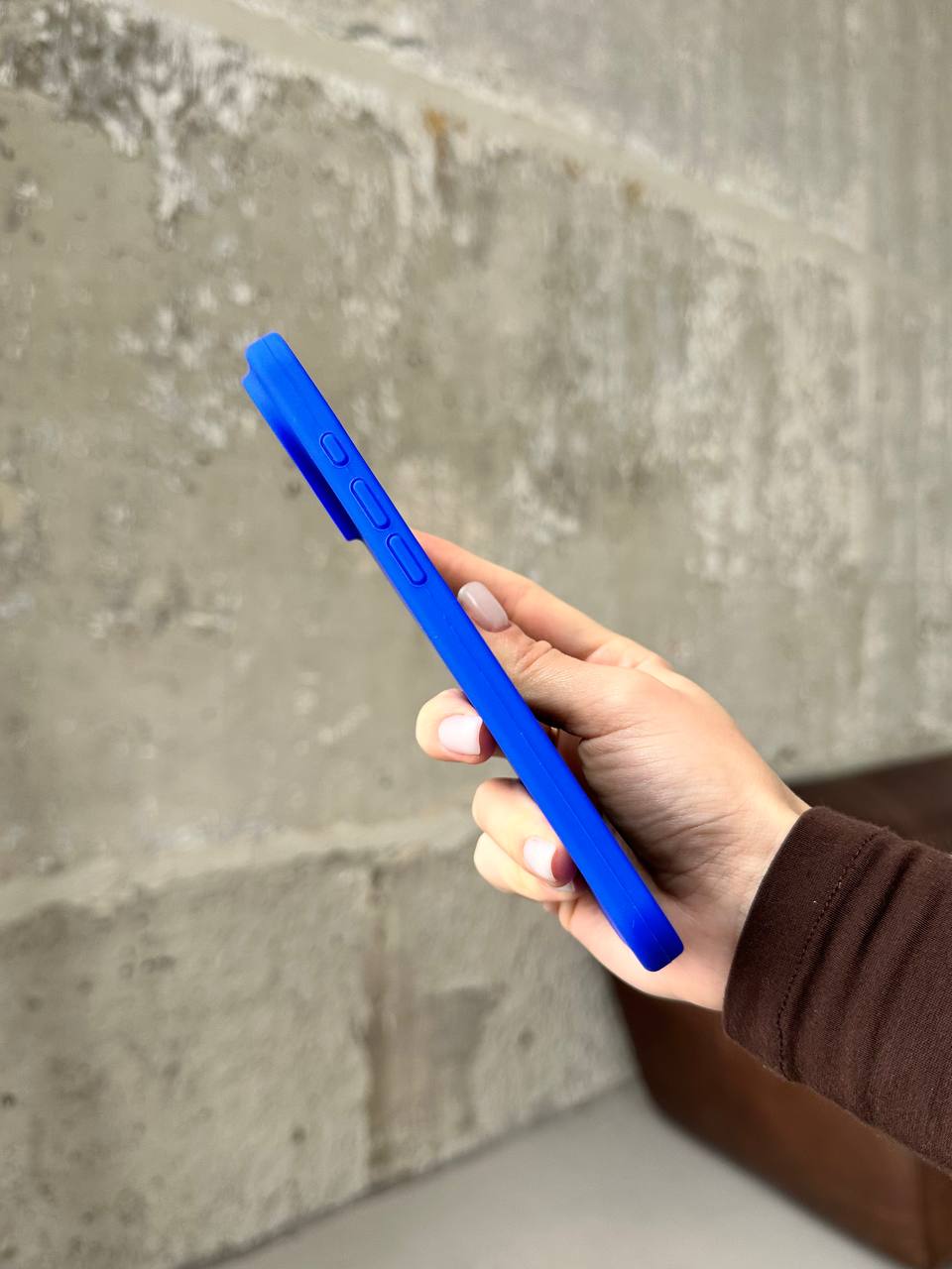 Чехол Silicone case с открытой камерой на iPhone 17 Air Electric Blue (29)