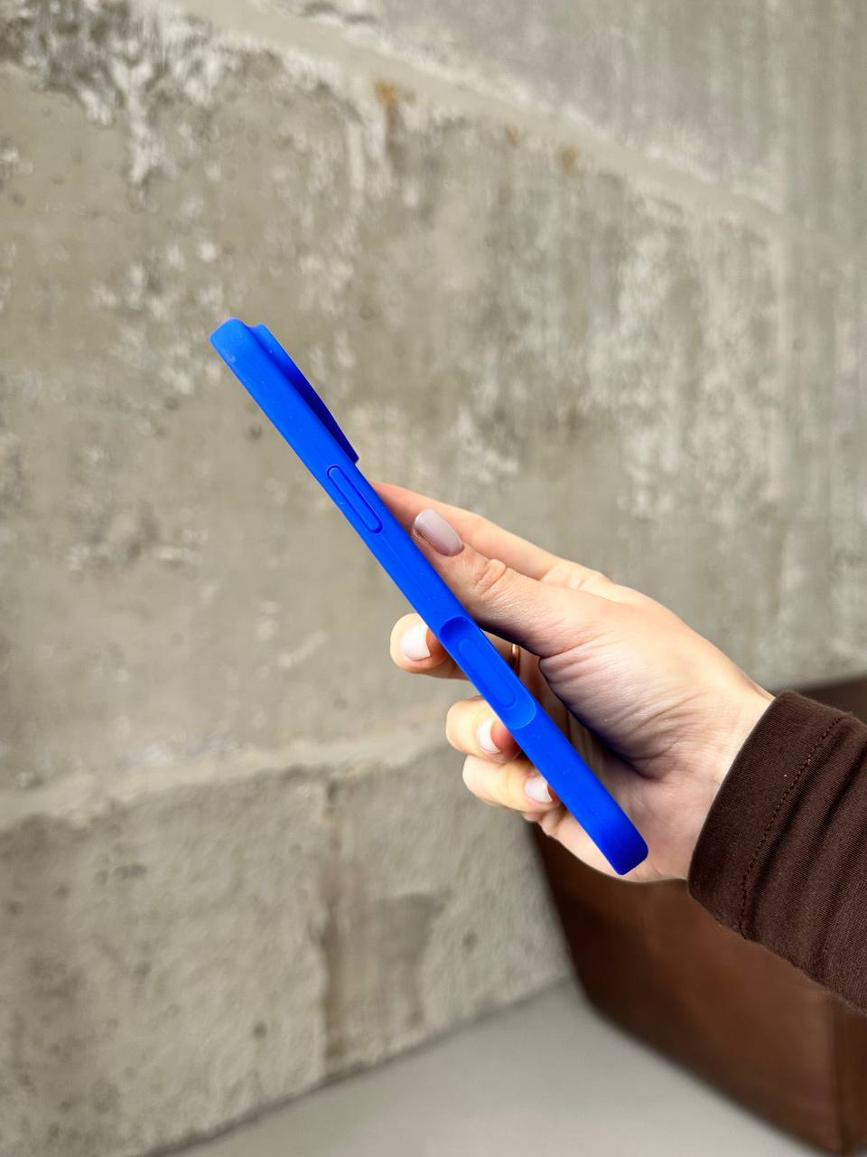 Чехол Silicone case с открытой камерой на iPhone 17 Air Electric Blue (29)