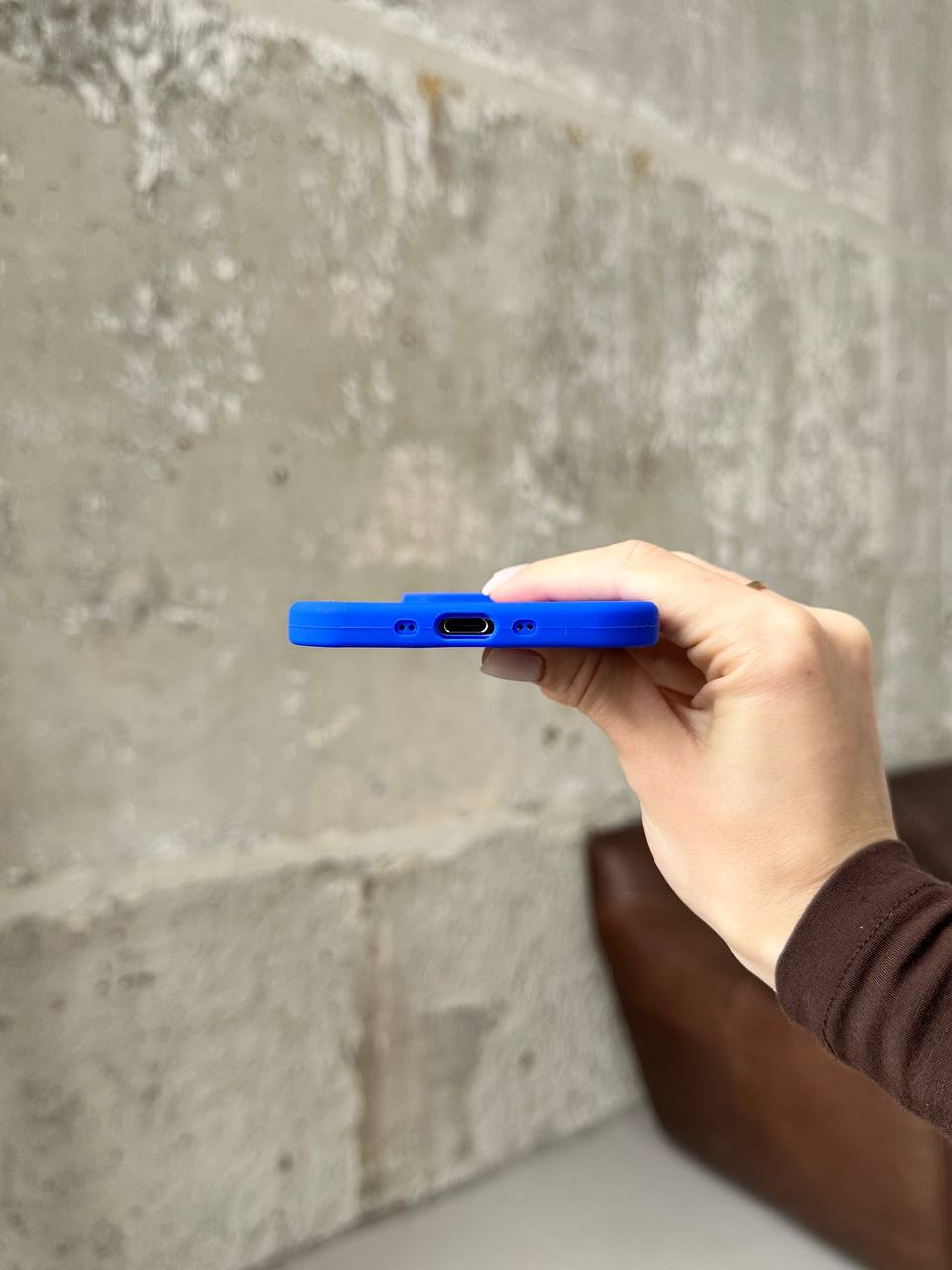 Чехол Silicone case с открытой камерой на iPhone 17 Air Electric Blue (29)