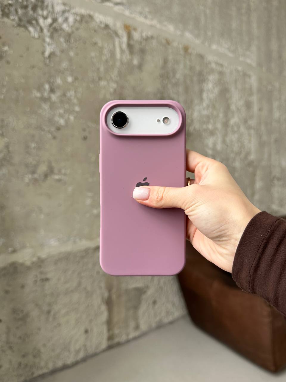 Чехол Silicone case с открытой камерой на iPhone 17 Air Blueberry (20)
