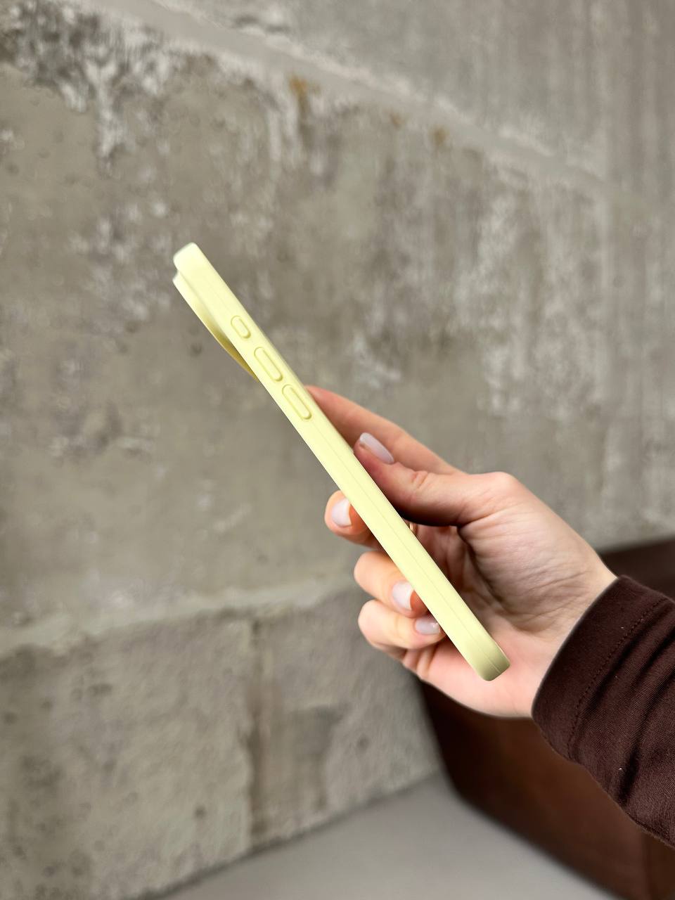 Чохол Silicone case з відкритою камерою на iPhone 17 Air Cream Yellow (41)