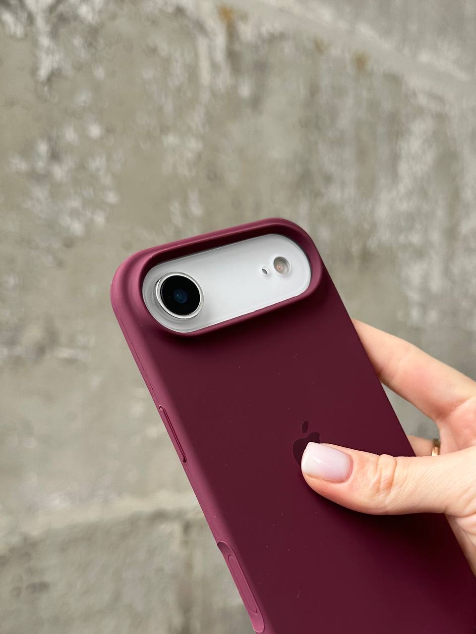 Чехол Silicone case с открытой камерой на iPhone 17 Air Plum (12)