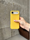 Чохол Silicone case з відкритою камерою на iPhone 17 Air Yellow (38)
