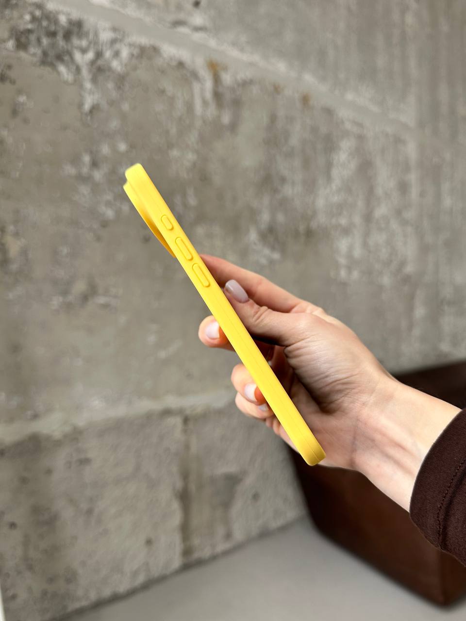 Чехол Silicone case с открытой камерой на iPhone 17 Air Yellow (38)