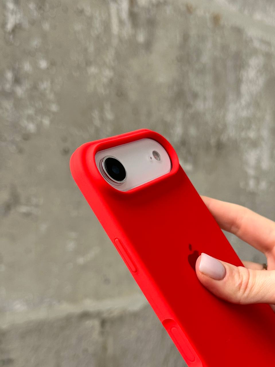 Чехол Silicone case с открытой камерой на iPhone 17 Air Red (04)