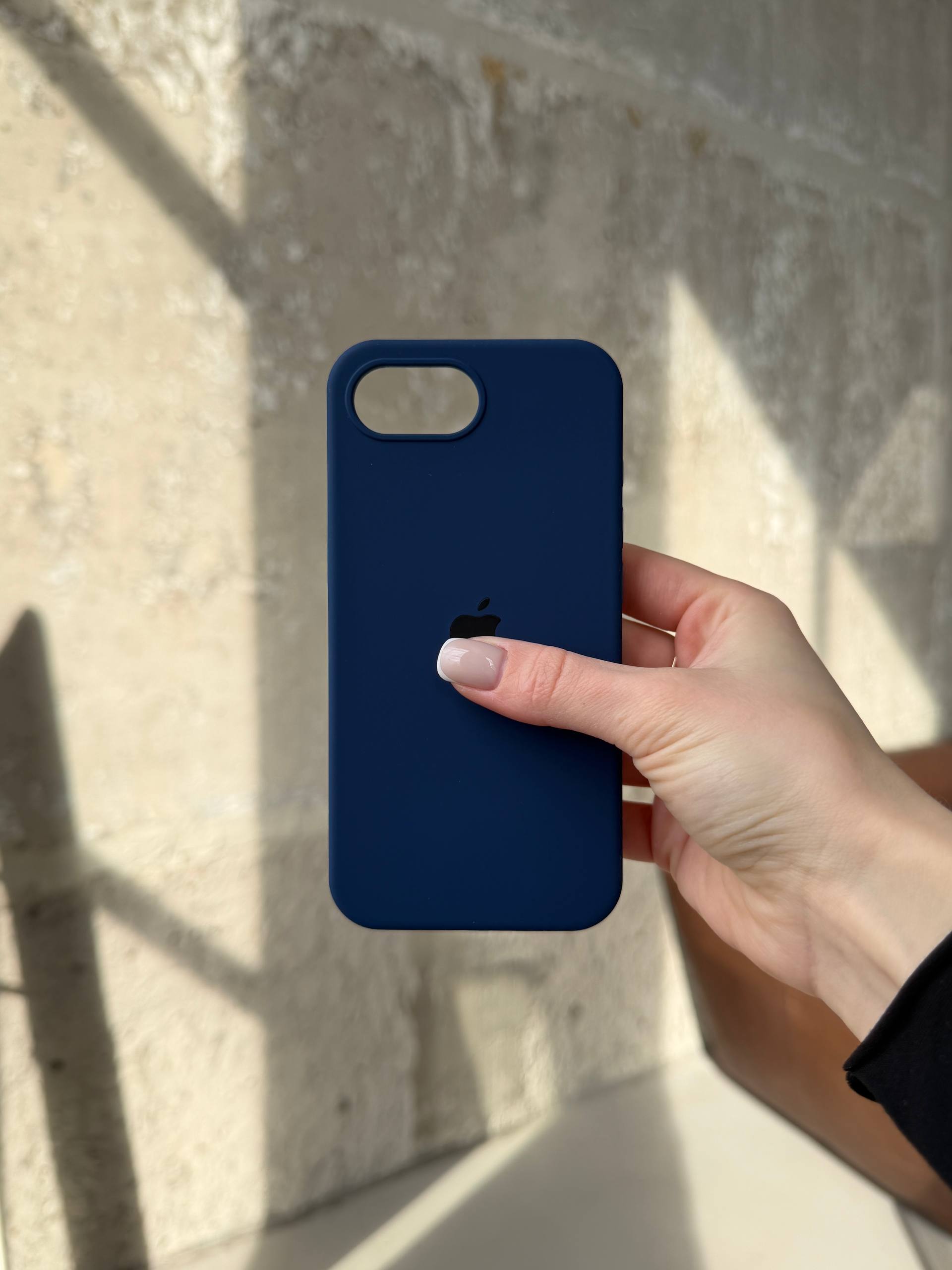 Чохол Silicone case з відкритою камерою на iPhone 16e / 17e Deep Navy (30)