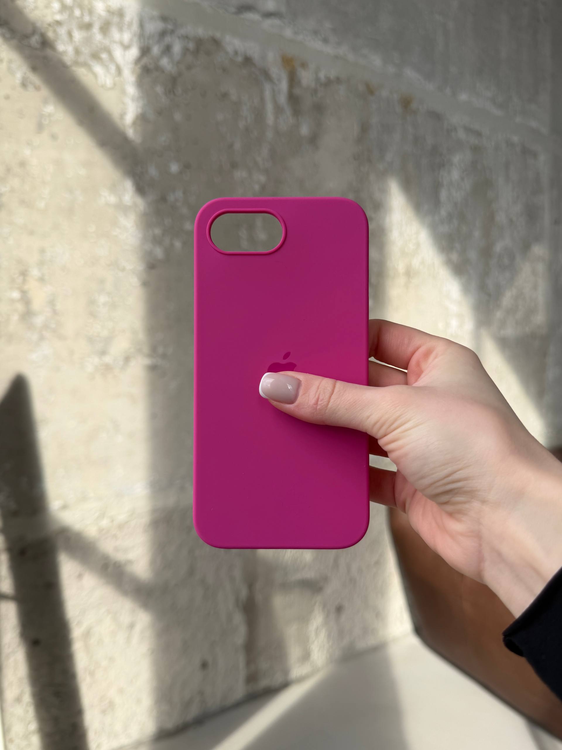 Чохол Silicone case з відкритою камерою на iPhone 16e / 17e Dragon Fruit (13)