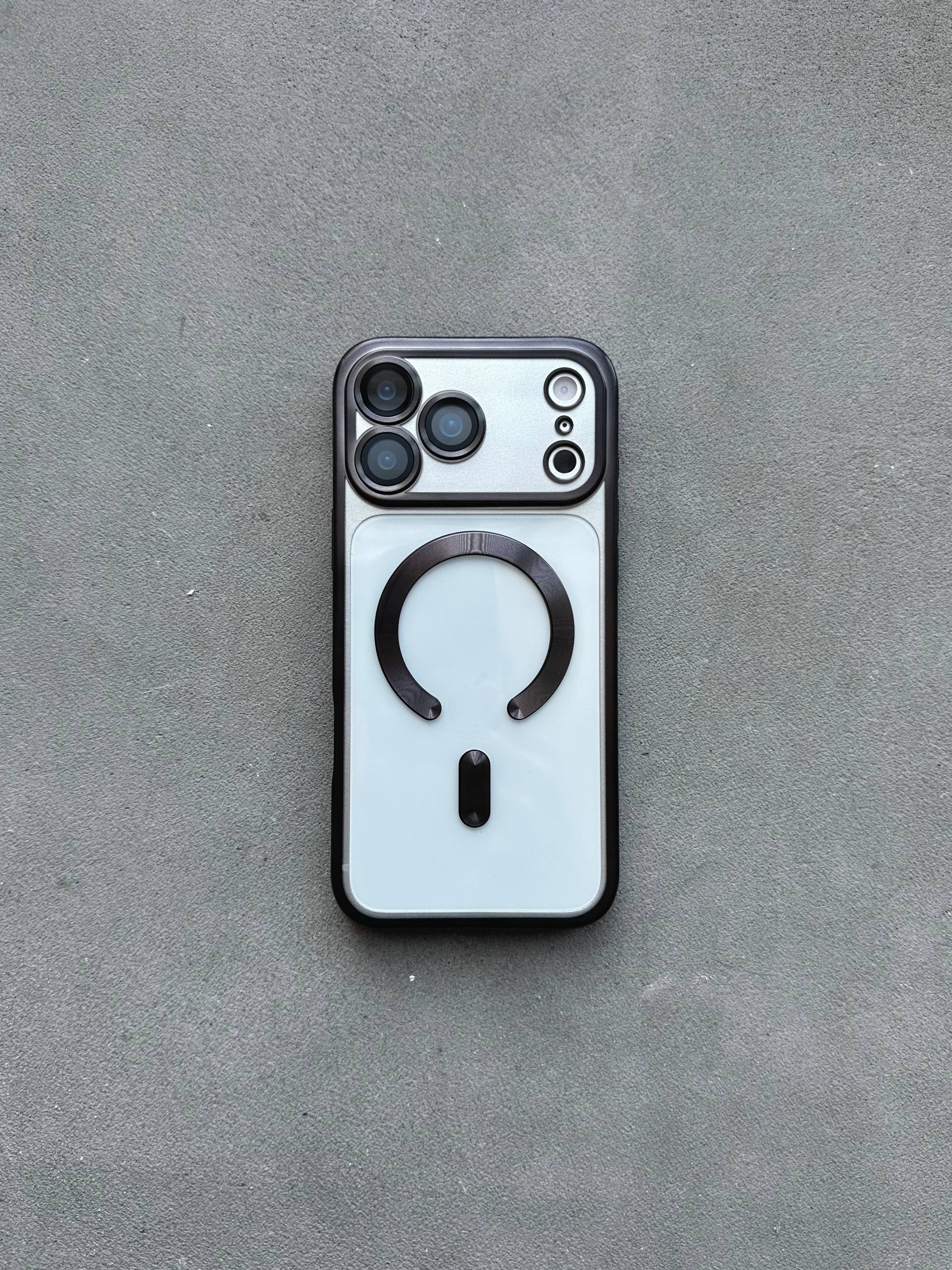 Чехол цветной Shining case с Magsafe на iPhone 17 Pro Max Black