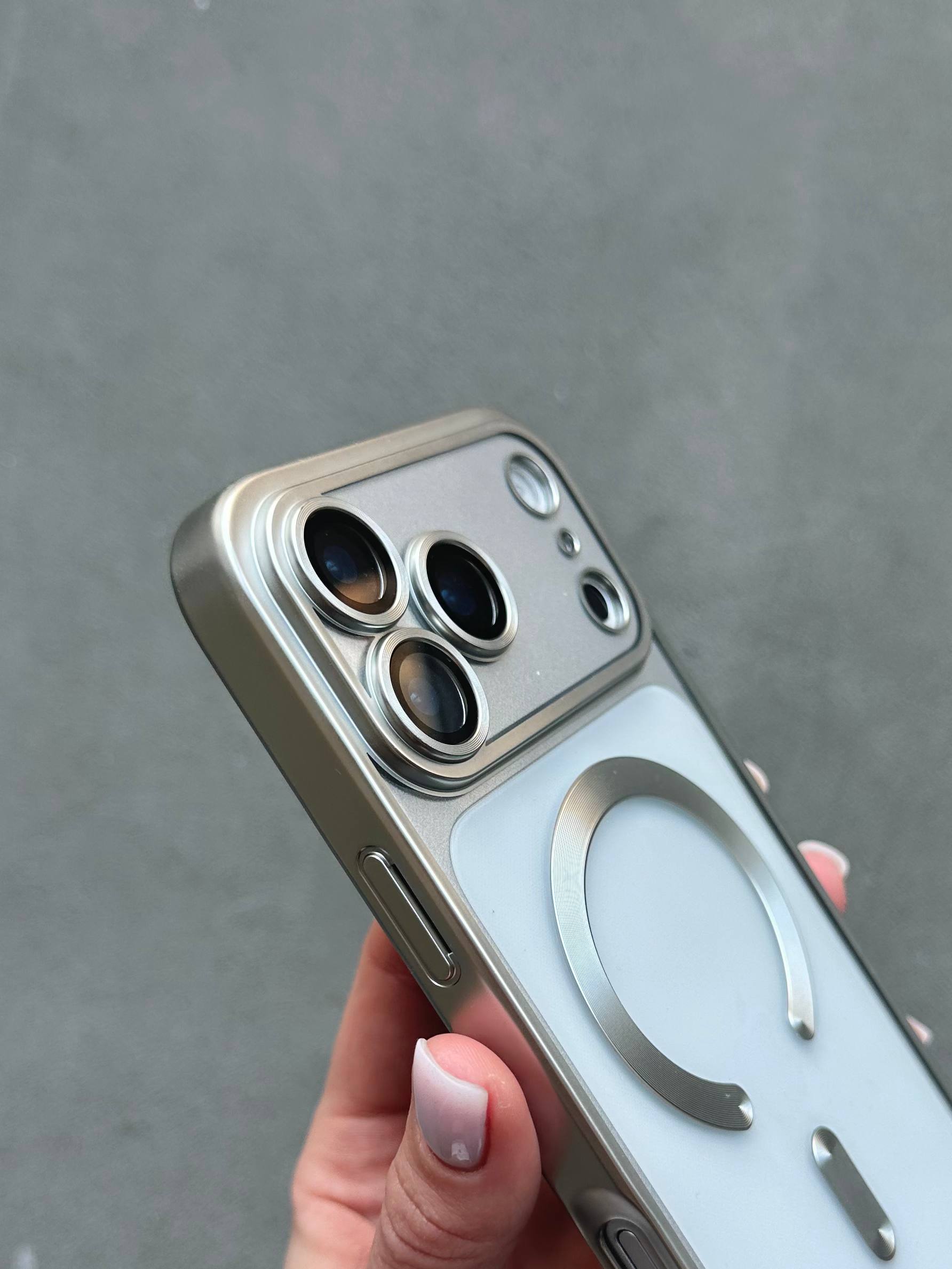 Чехол цветной Shining case с Magsafe на iPhone 17 Pro Max Silver