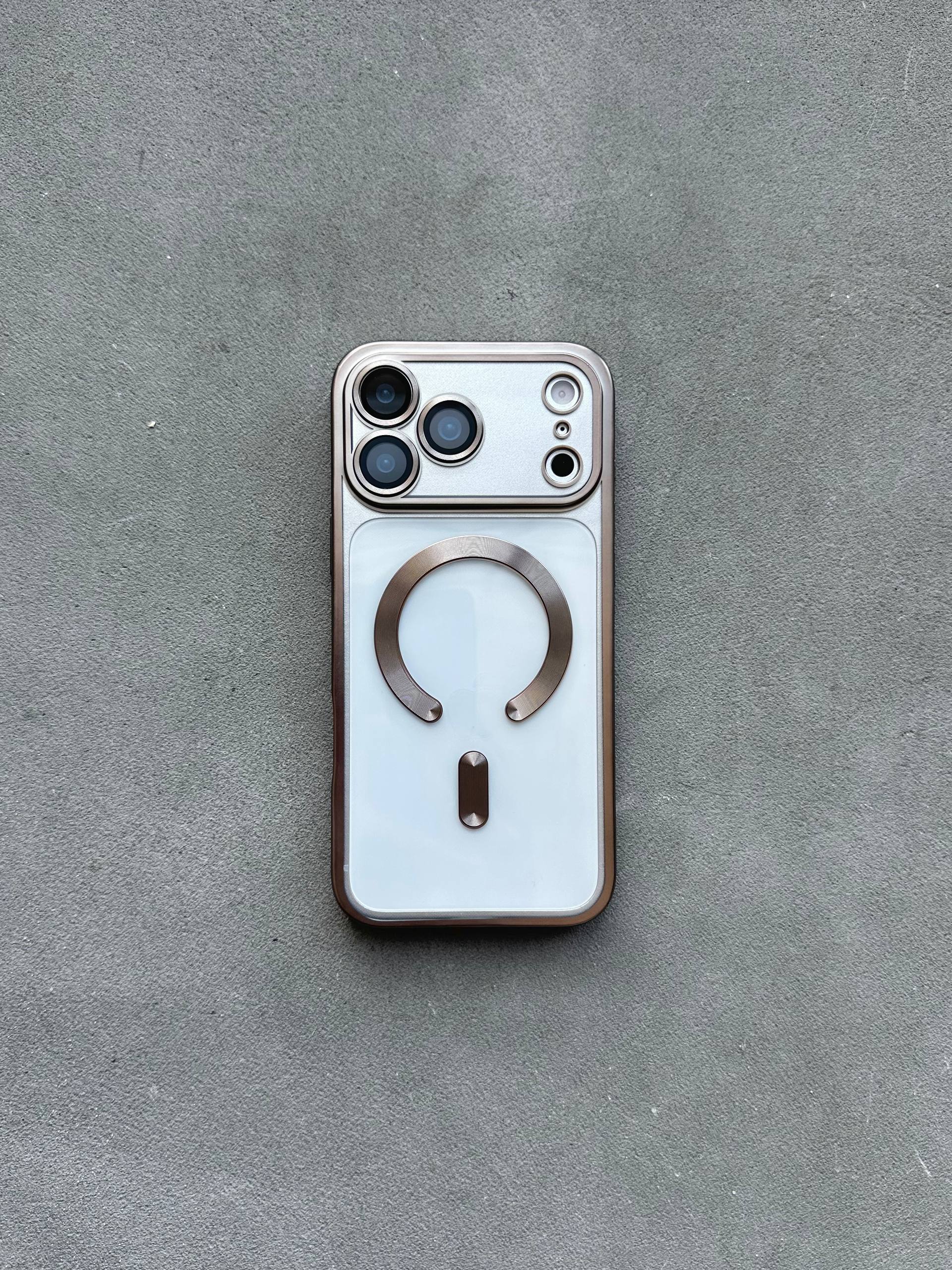 Чехол цветной Shining case с Magsafe на iPhone 17 Pro Max Titan