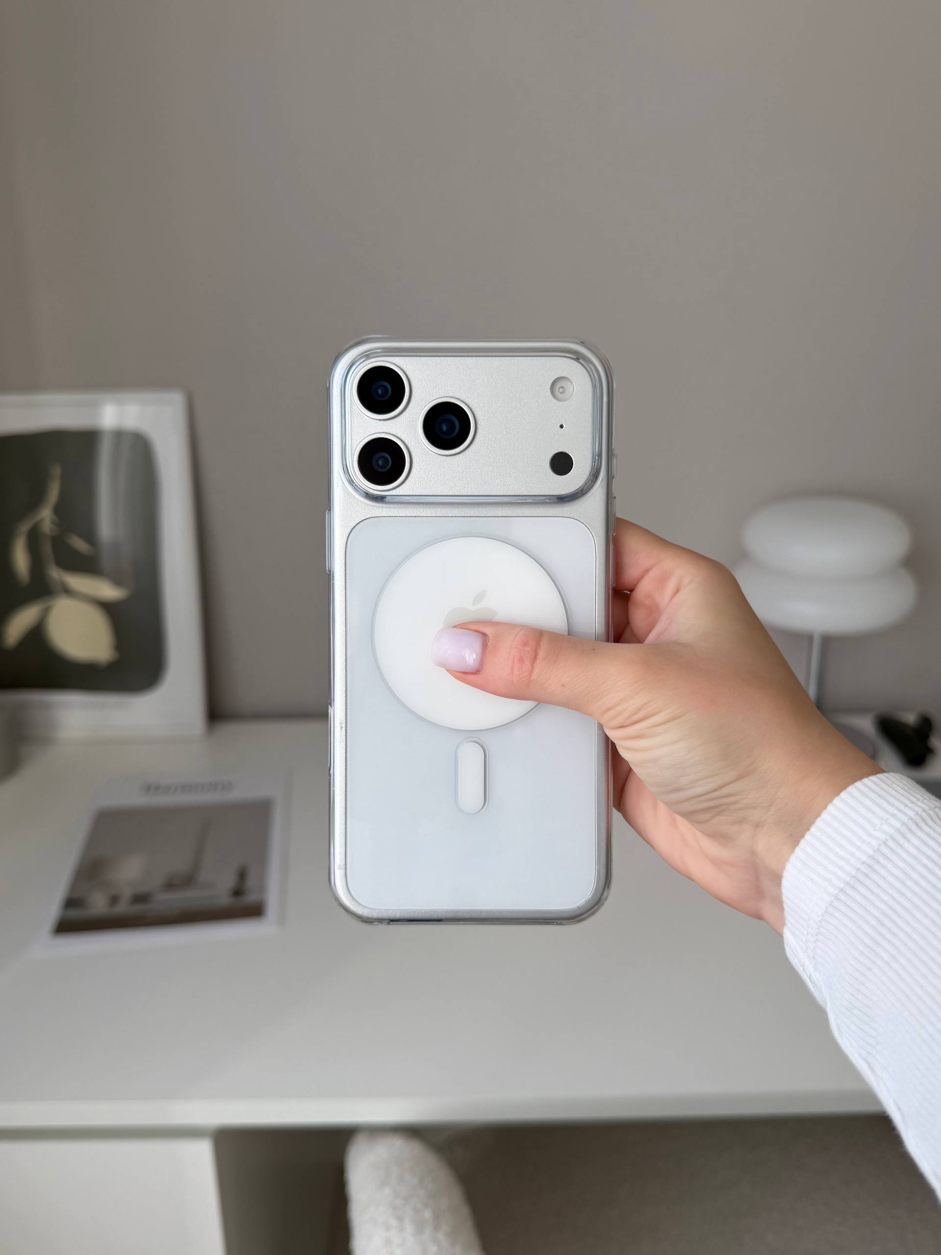 Чехол Clear Case с MagSafe (Camera Control) для Apple iPhone 18 Pro