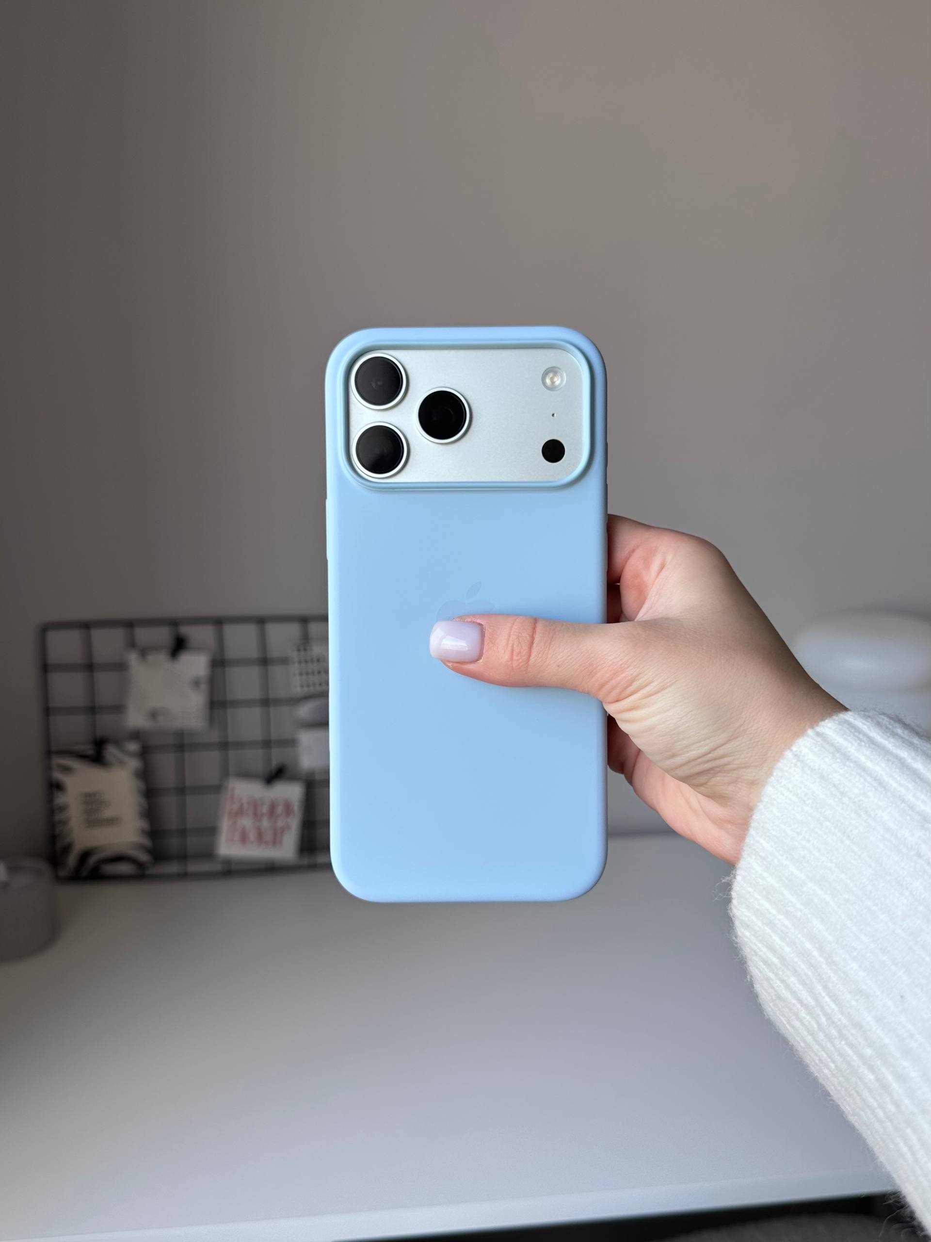 Чехол Silicone case с Magsafe на iPhone 18 Pro Max Crisp Blue (03)