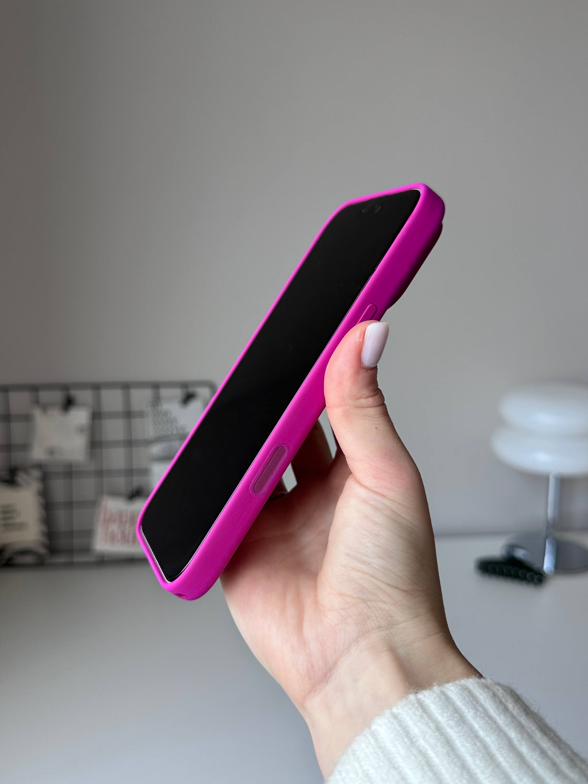 Чехол Silicone case с Magsafe на iPhone 18 Pro Max Magenta (05)
