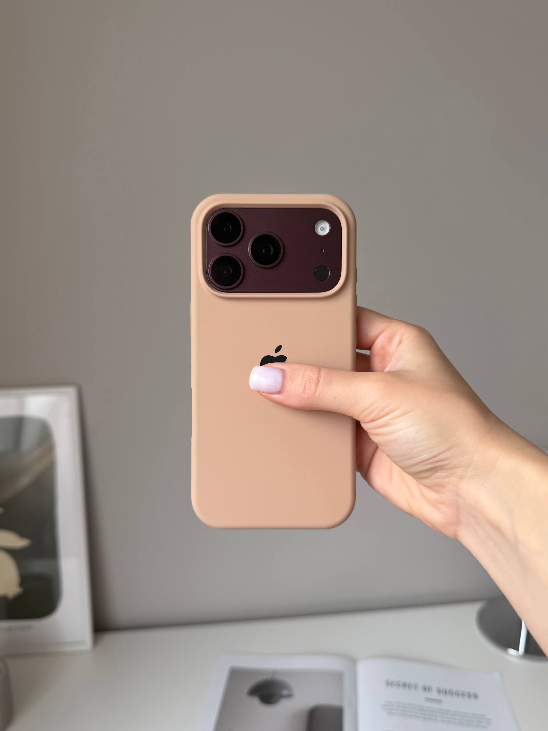 Чохол Silicone case з відкритою камерою на iPhone 18 Pro Max Desert (44)