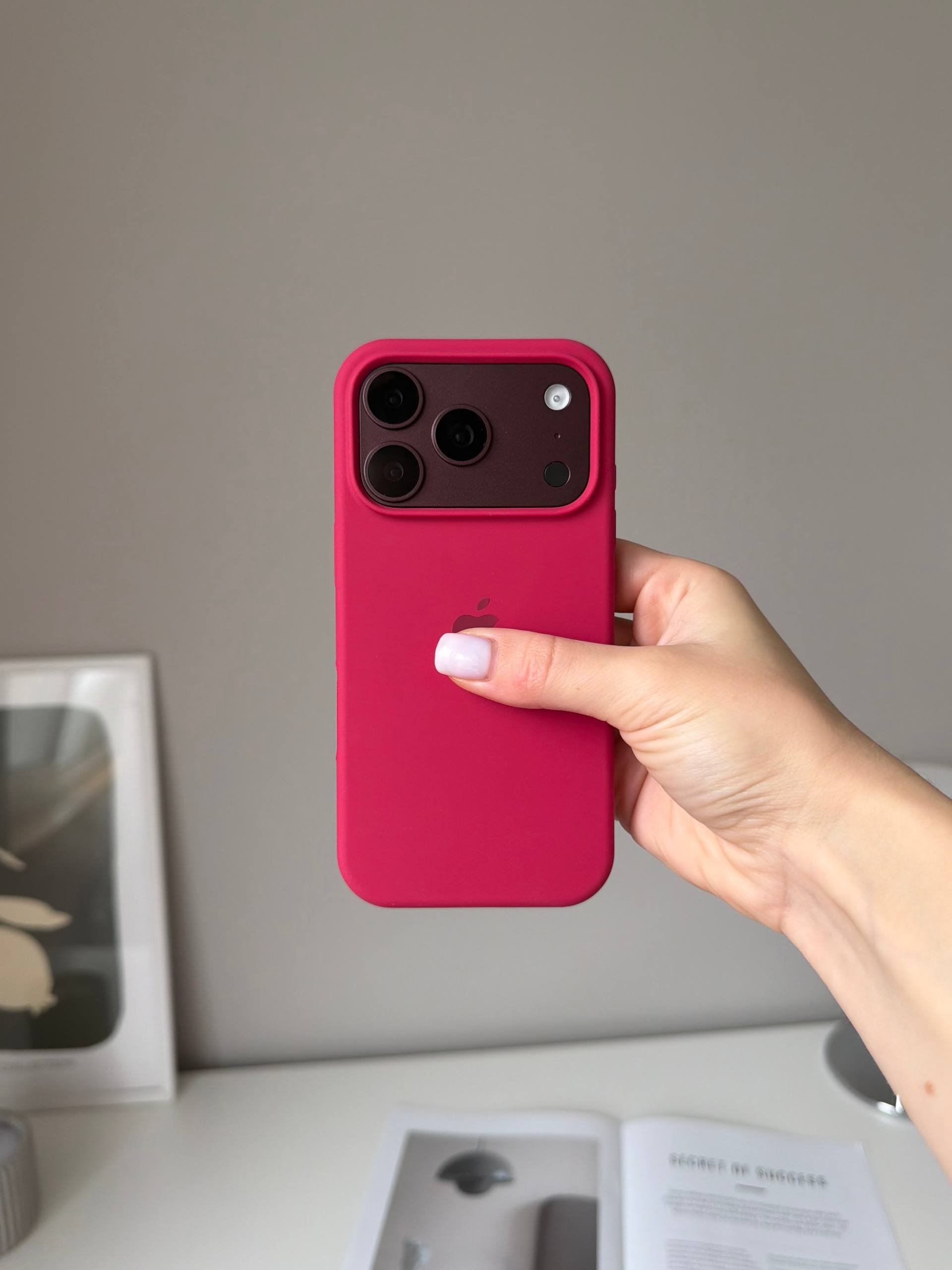 Чохол Silicone case з відкритою камерою на iPhone 18 Pro Wine Red (02)