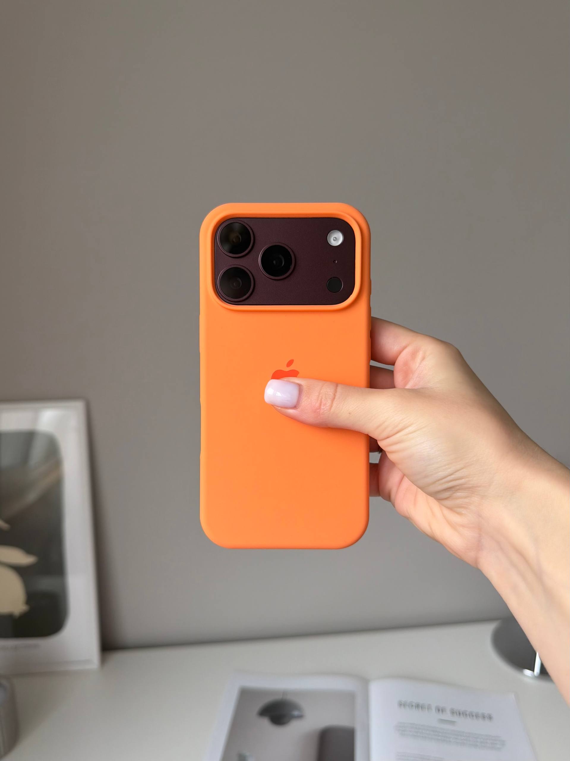 Чохол Silicone case з відкритою камерою на iPhone 18 Pro Max Papaya (40)