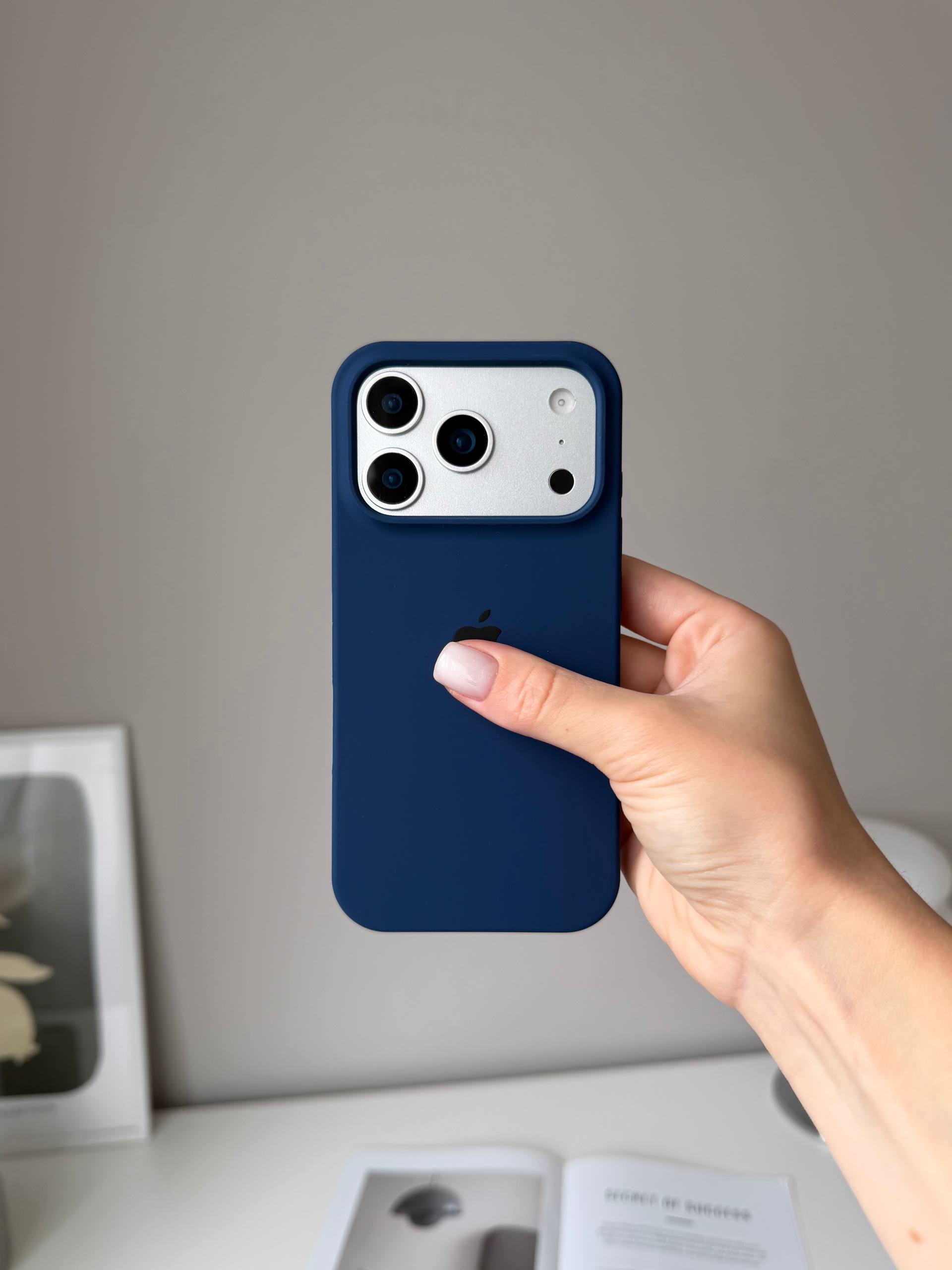Чохол Silicone case з відкритою камерою на iPhone 18 Pro Max Deep Navy (30)