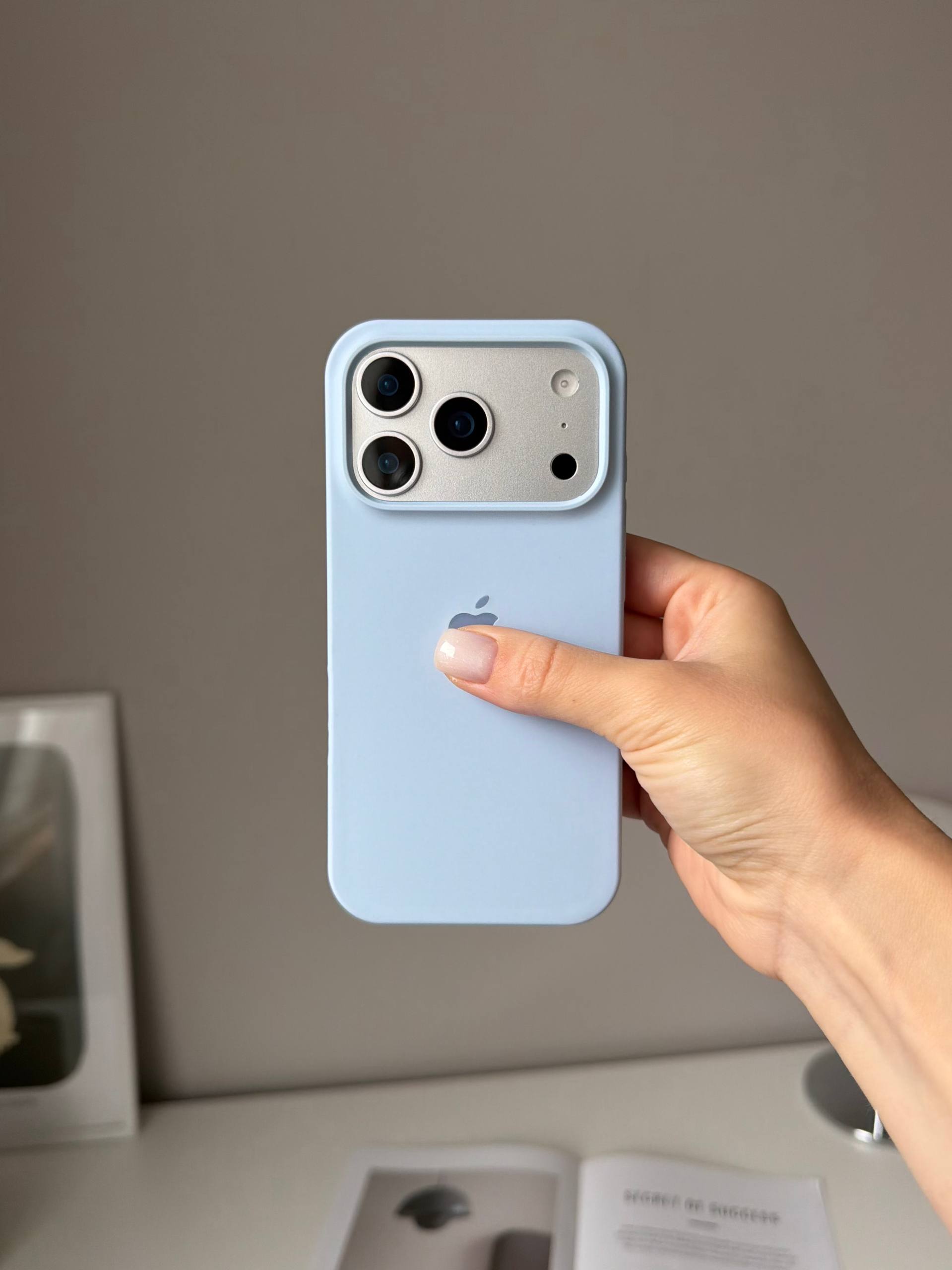 Чохол Silicone case з відкритою камерою на iPhone 18 Pro Max Lilac (05)